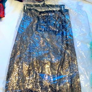 Skies are Blue sequin skirt NWT